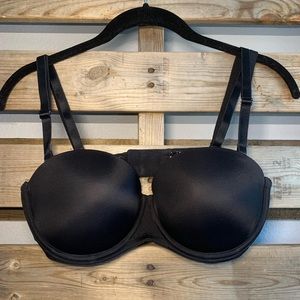 Victoria’s Secret Black Strapless Bra